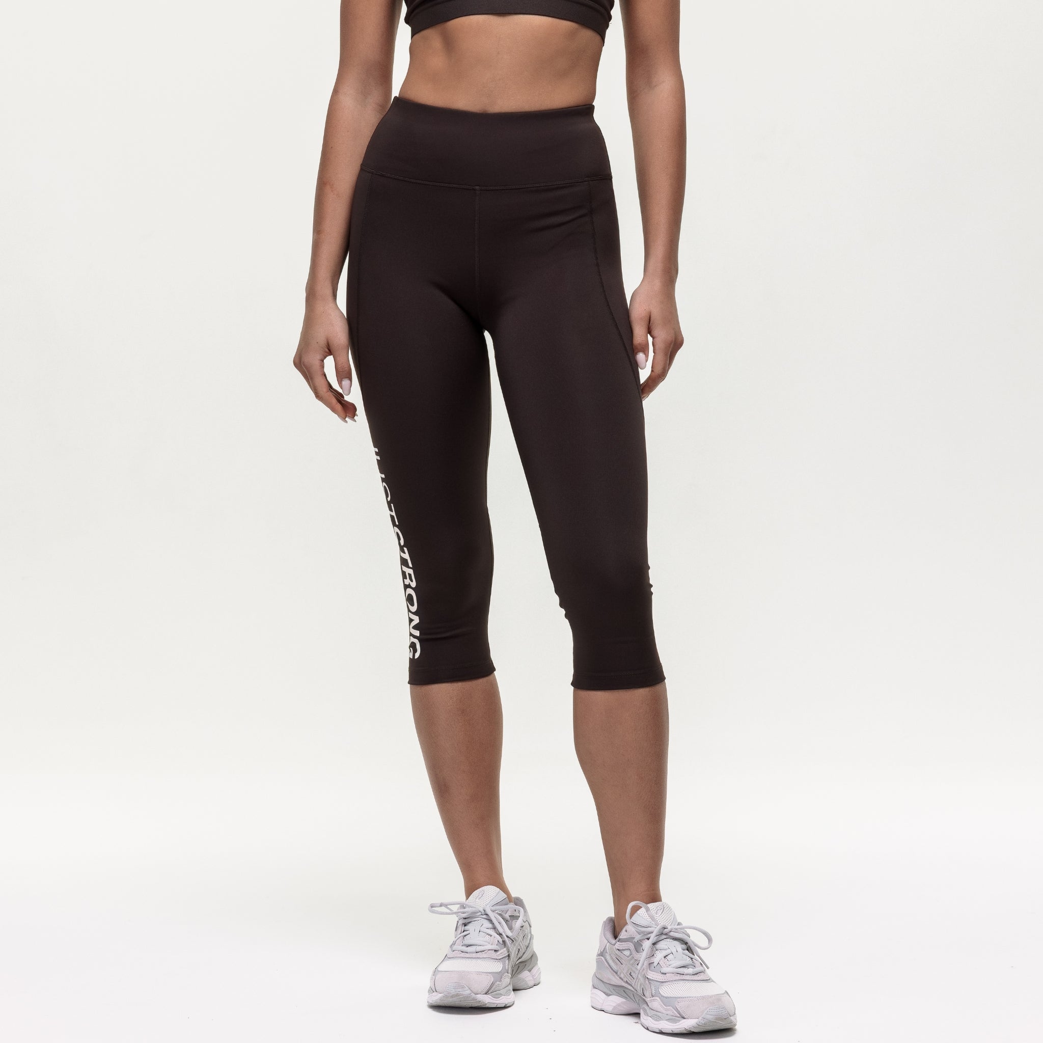 Motion Capri Leggings - Cocoa
