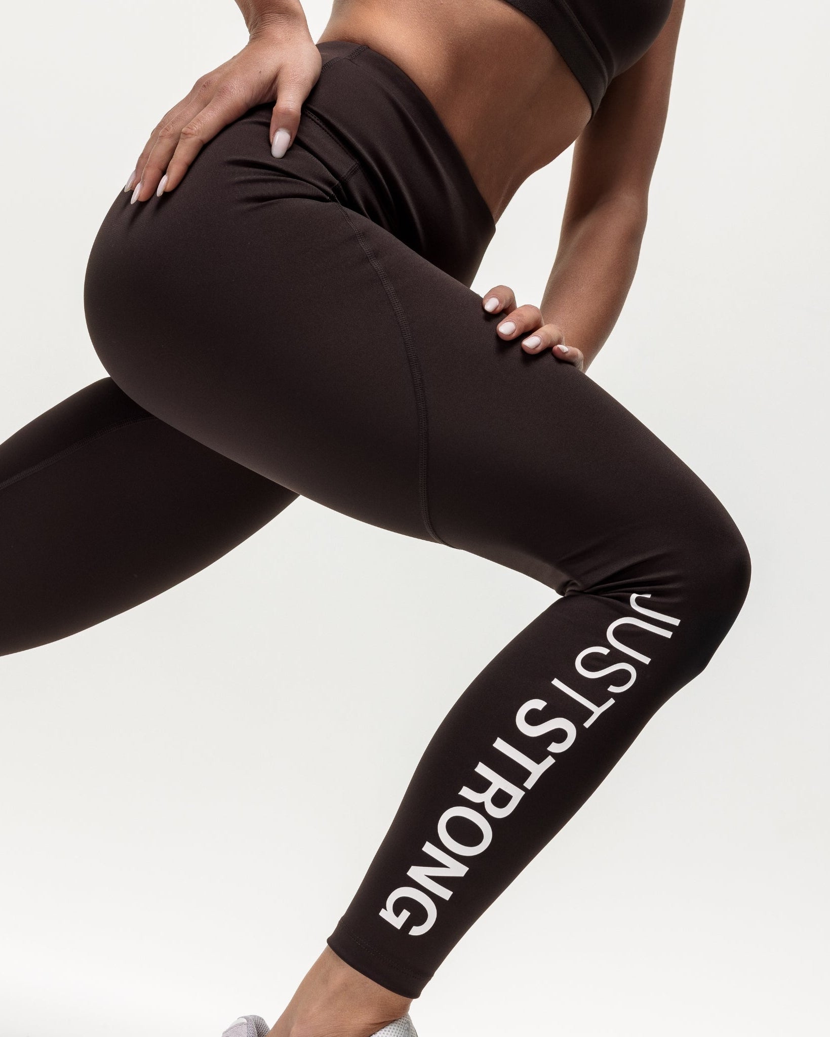 Motion Essential Leggings - Cocoa